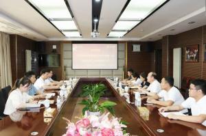 洛陽(yáng)市委軍民融合辦主任王青春一行蒞臨洛陽(yáng)正大食品調研指導工作